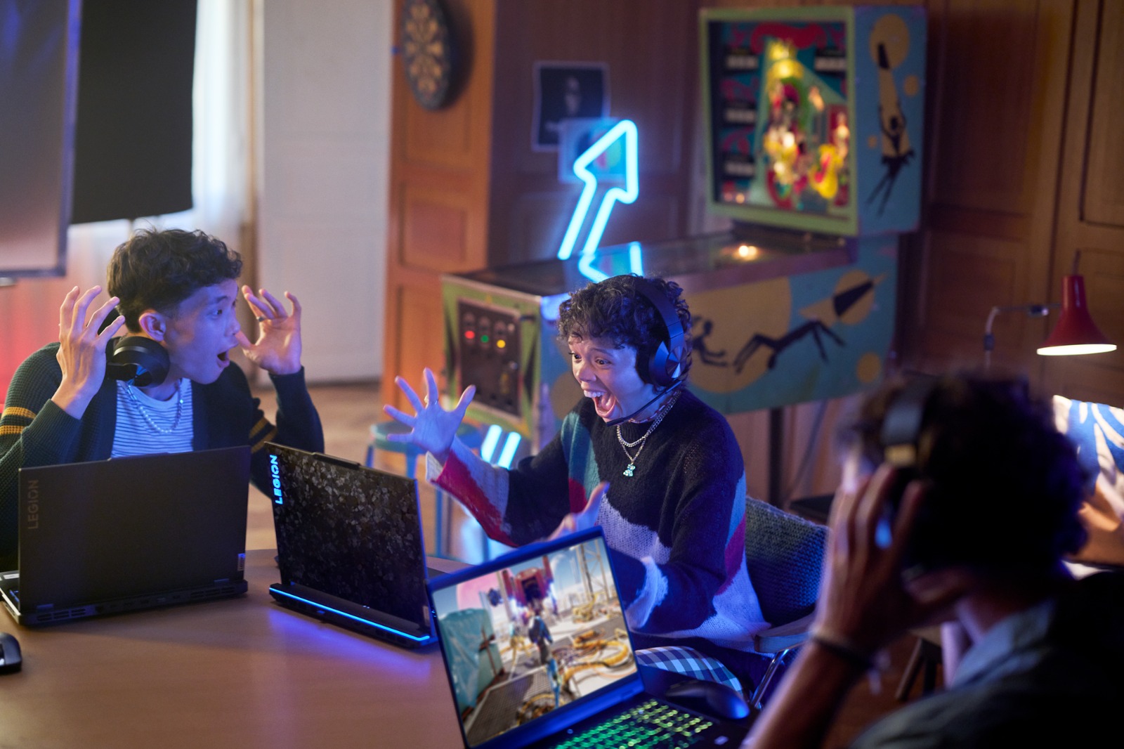 ¡Lleva tu juego al máximo este Día del Gamer con Lenovo  y sus cuatro laptops estrella!